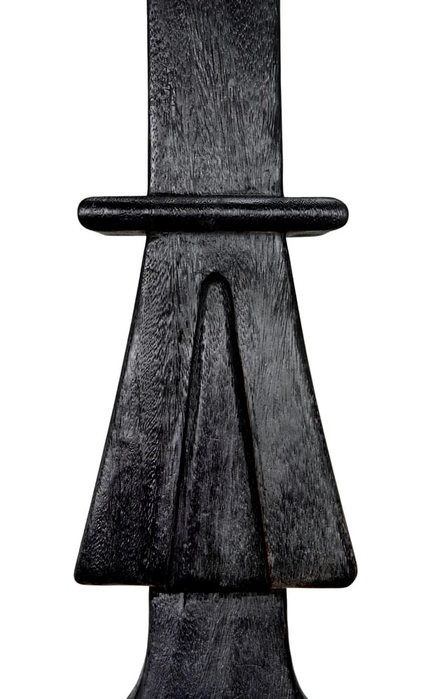 Noir Brutus Statue