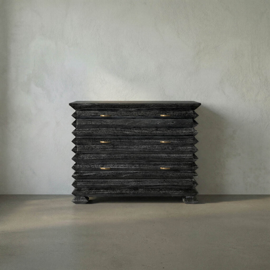 Noir Tiago Chest