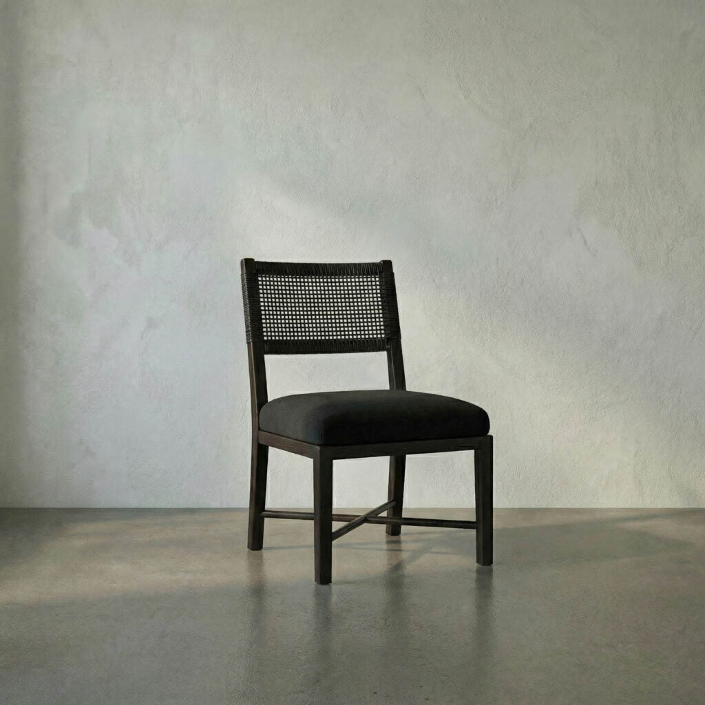 Noir Lobos Chair, Charcoal Black