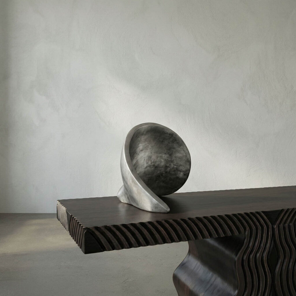 Noir Sheila, Brushed Finish