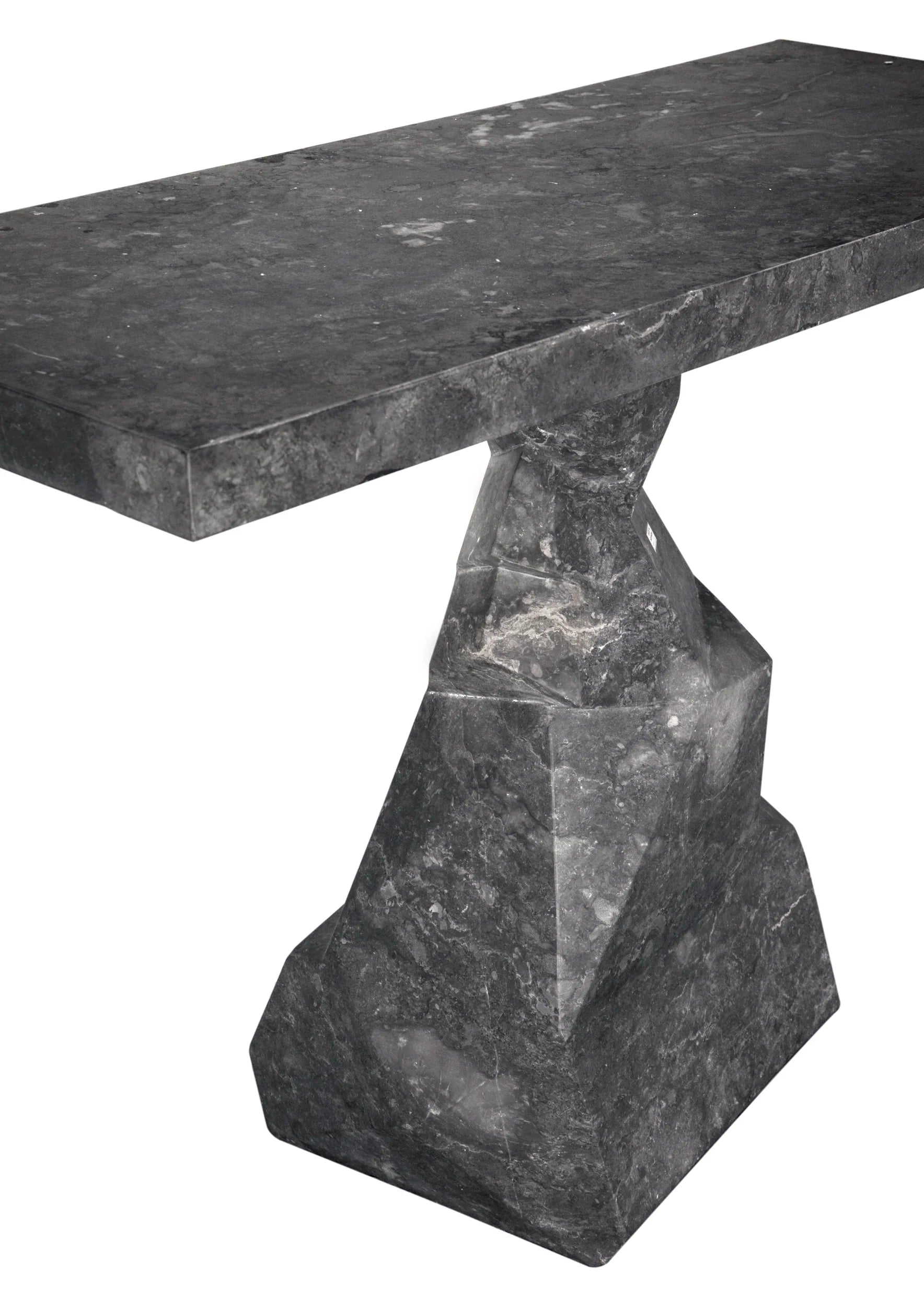 Noir Rind Table