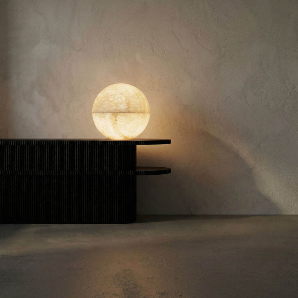 Noir Onyx Globe