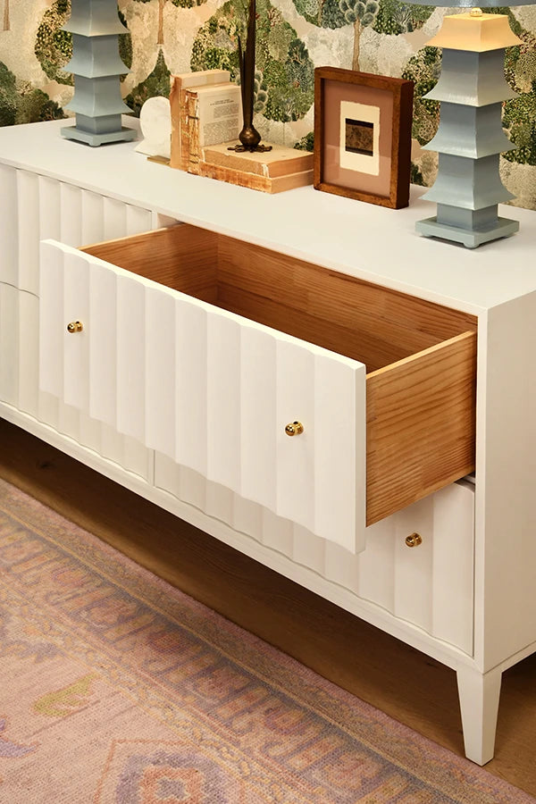 Worlds Away Angus Dresser