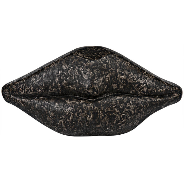 Noir Lips