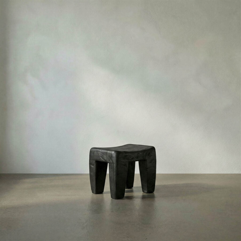 Noir Sumo Stool
