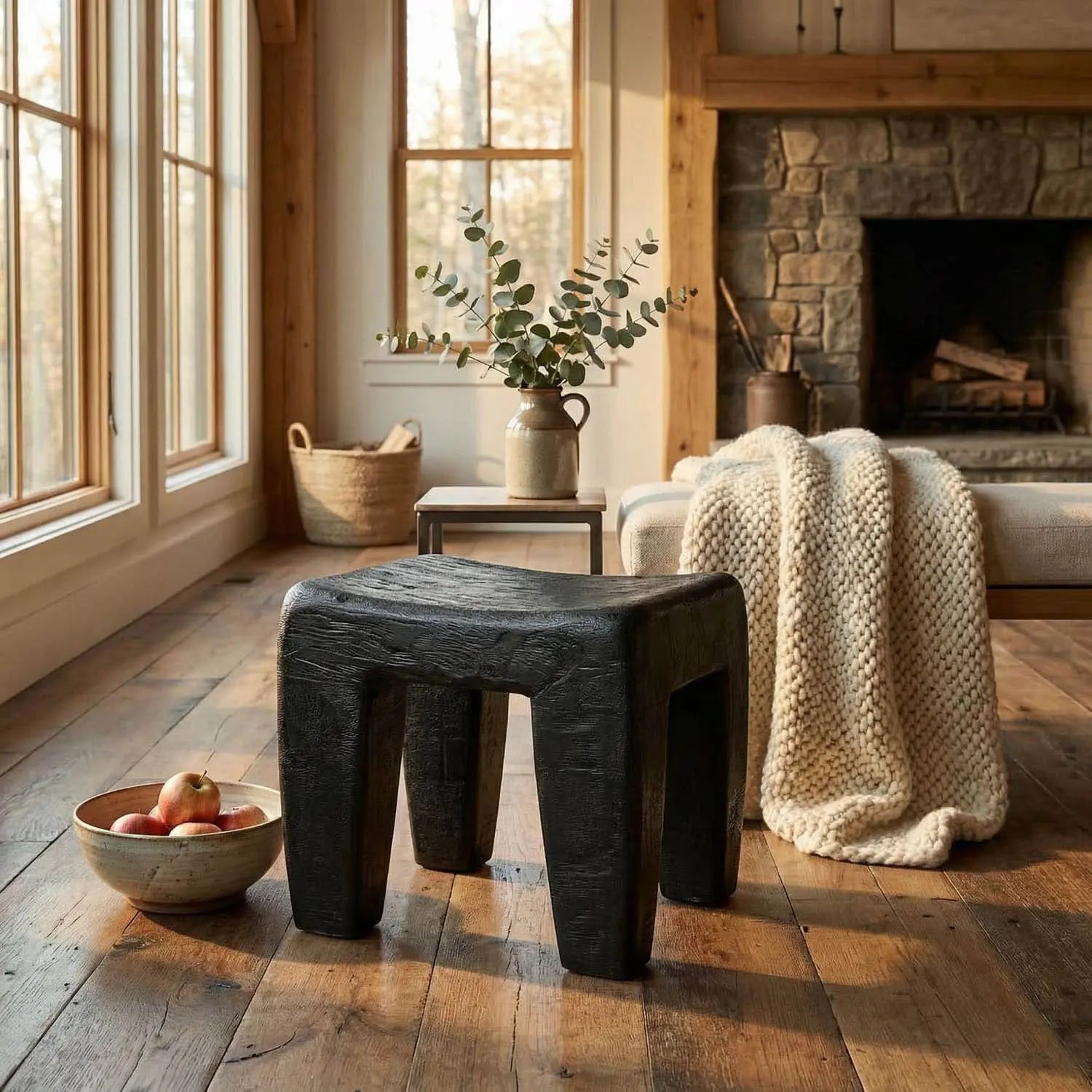 Noir Sumo Stool