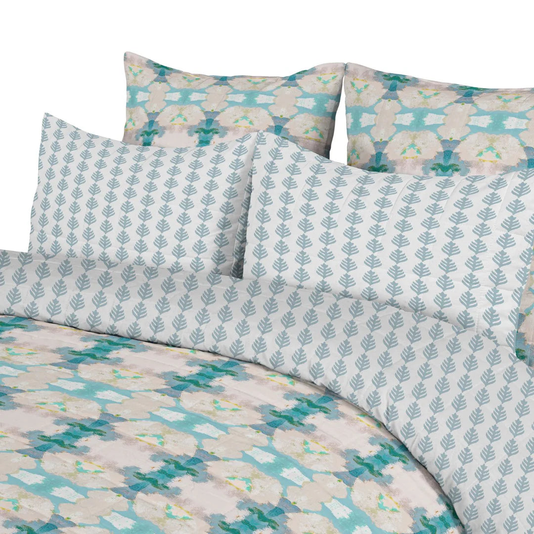 Laura Park Comforter Set