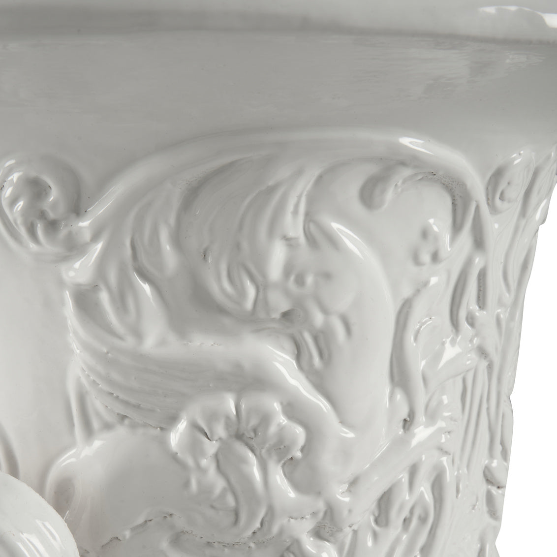 Chelsea House Classic Urn
