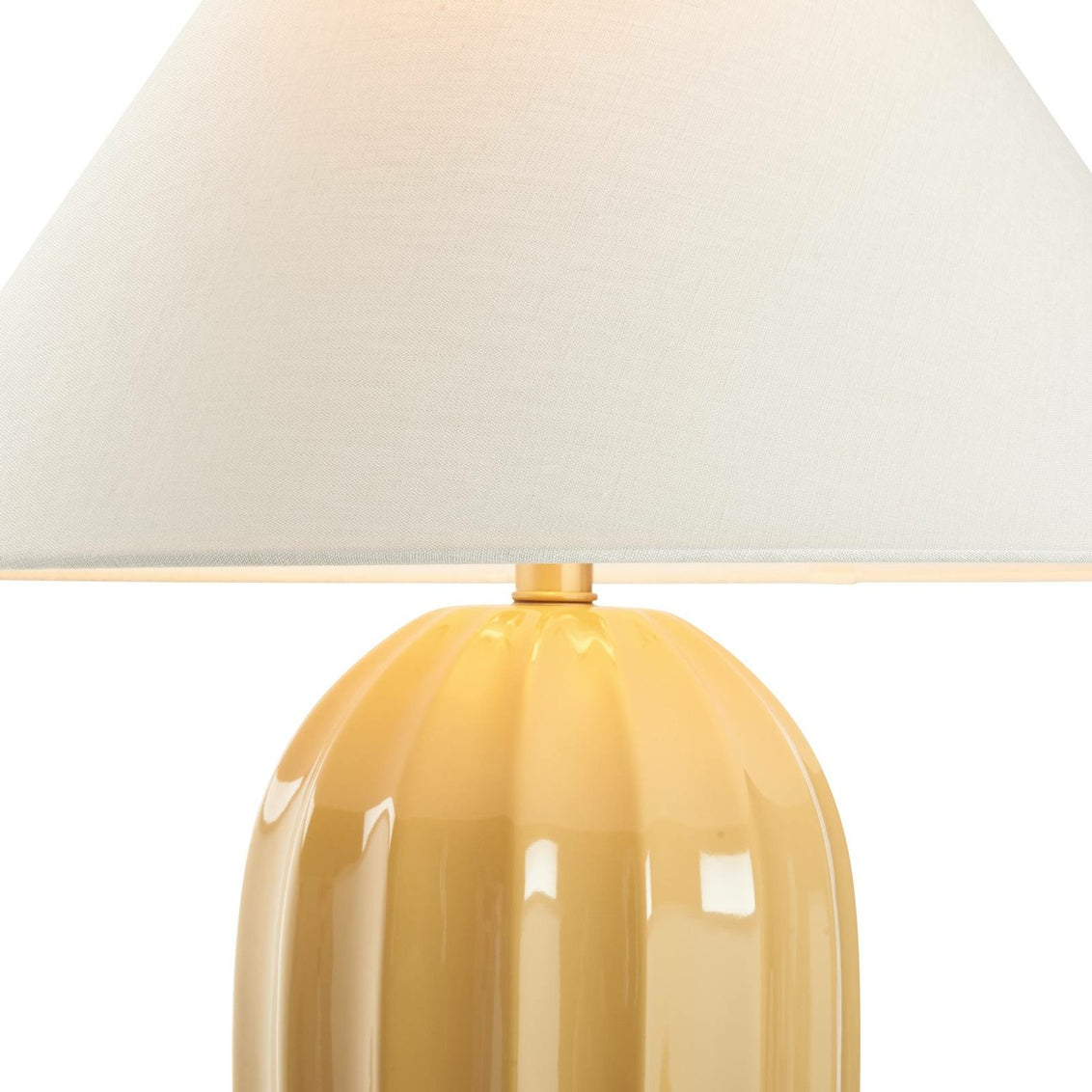 Chelsea House Roberson Lamp
