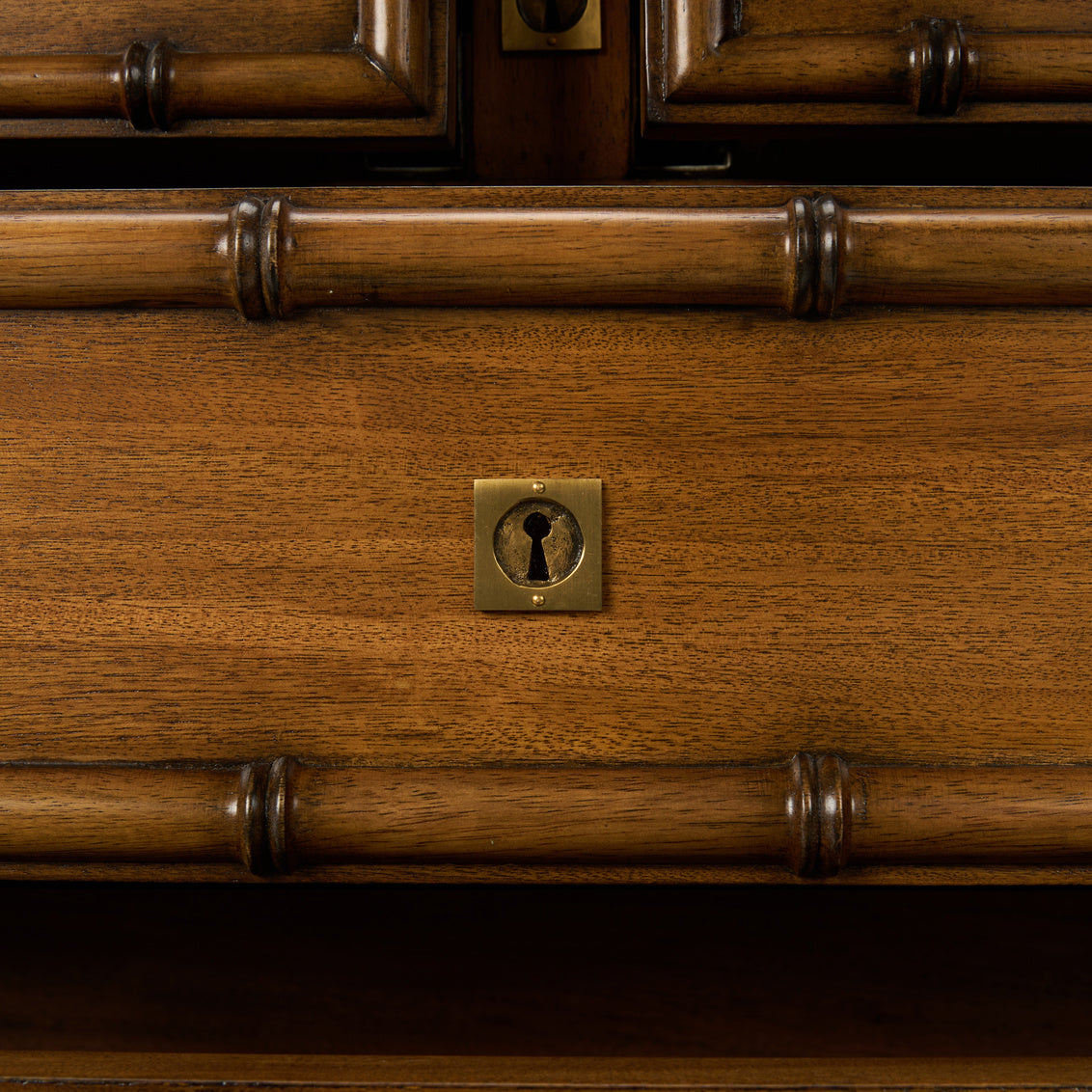 Chelsea House Indochine Chest