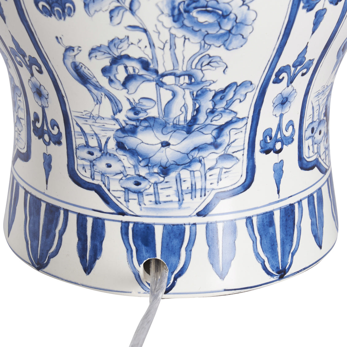 Chelsea House Dutch Delft Lamp