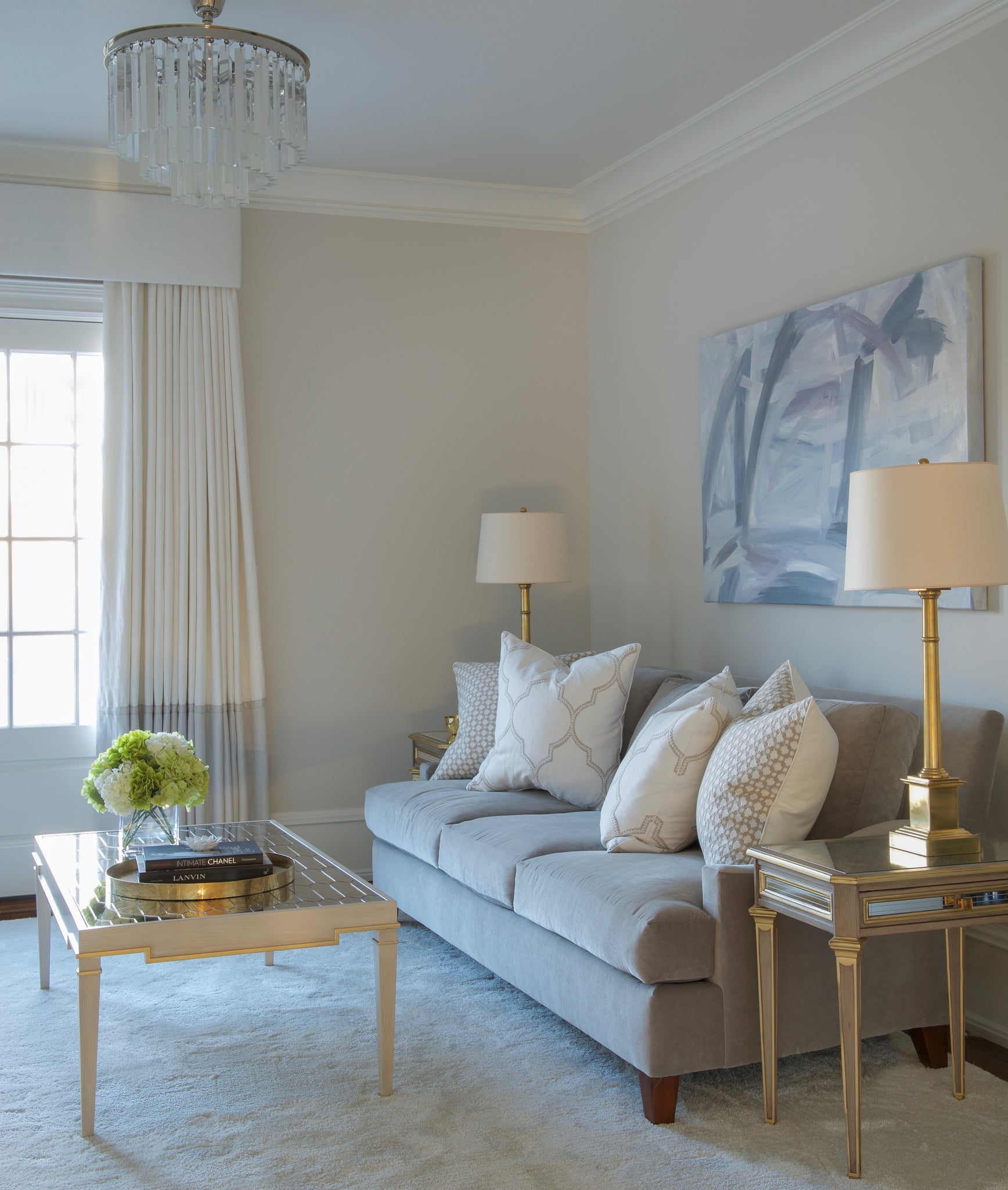 Diane James Blooms Green/Cream Hydrangea Bouquet In Glass Cube