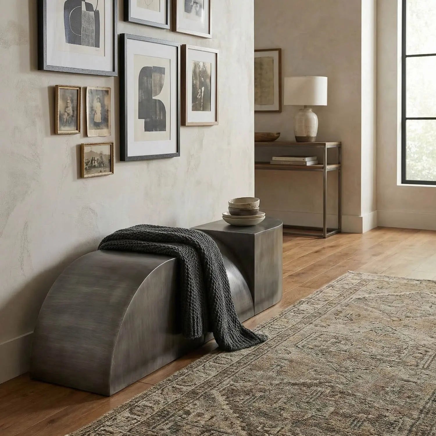 Noir Crafter Bench