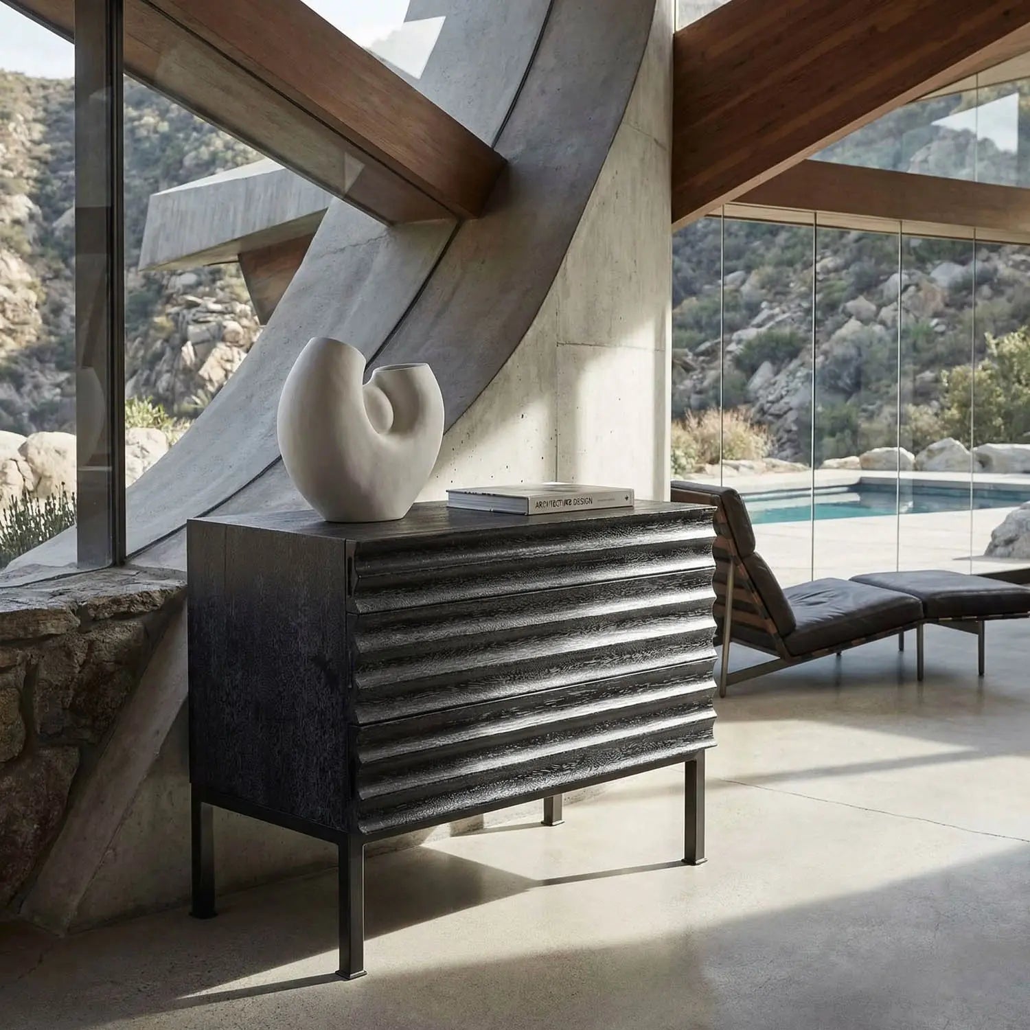 Noir Arturo Console