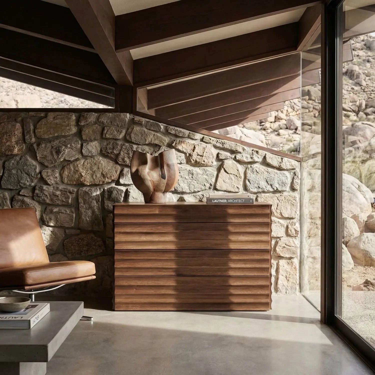 Noir Pacelli Console