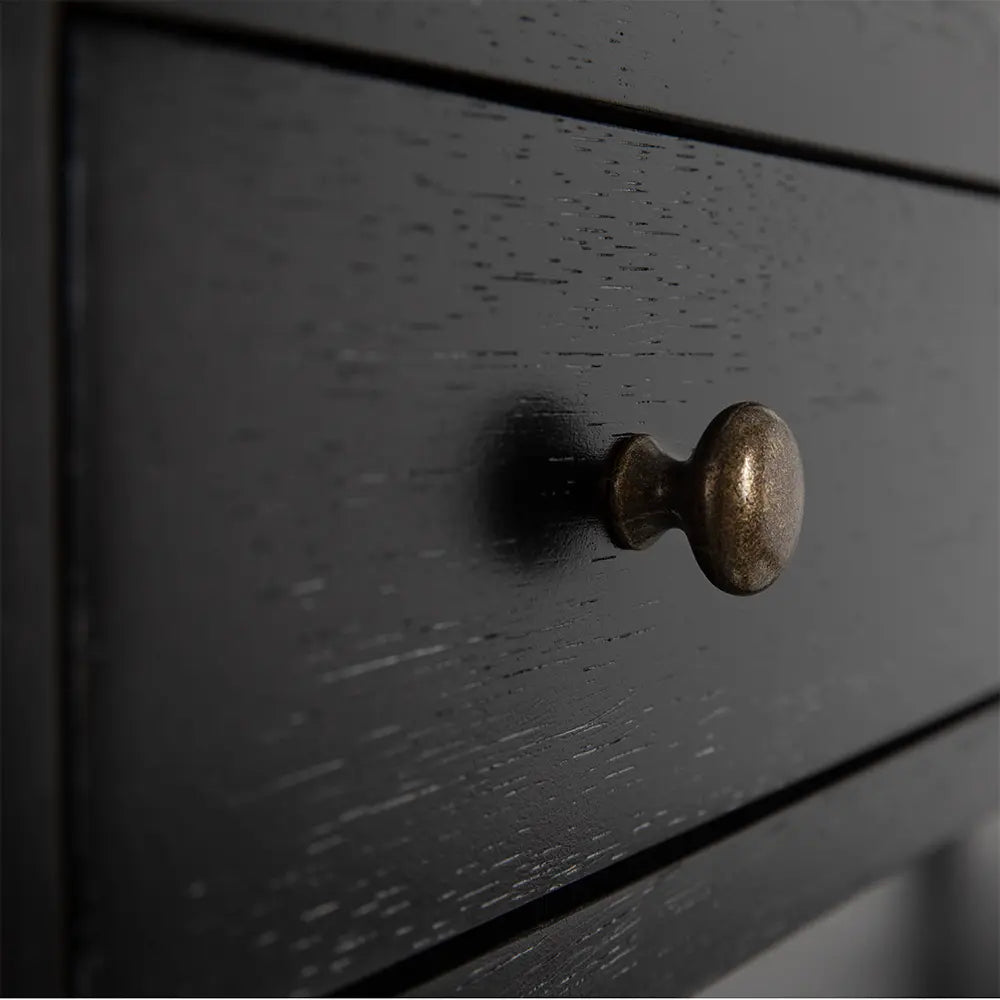 Noir Grace Console