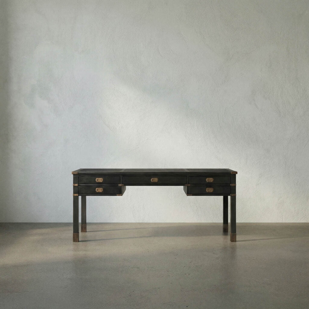 Noir Campaign Partner Desk