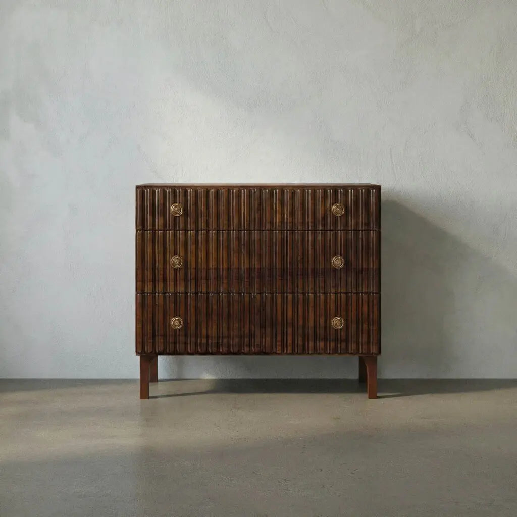 Noir Daryl Dresser, Hand Rubbed Brown
