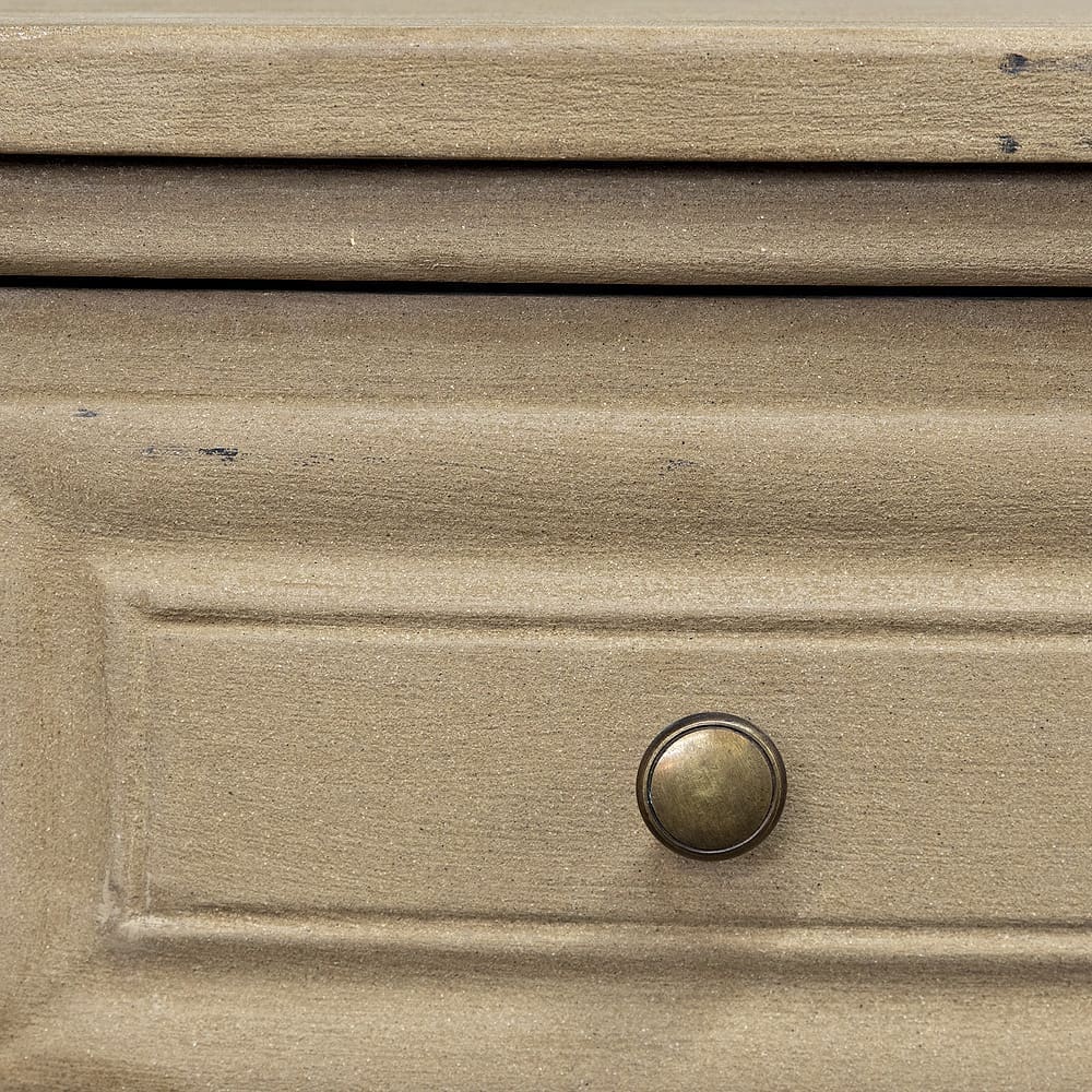 Noir Lauren Dresser, Weathered