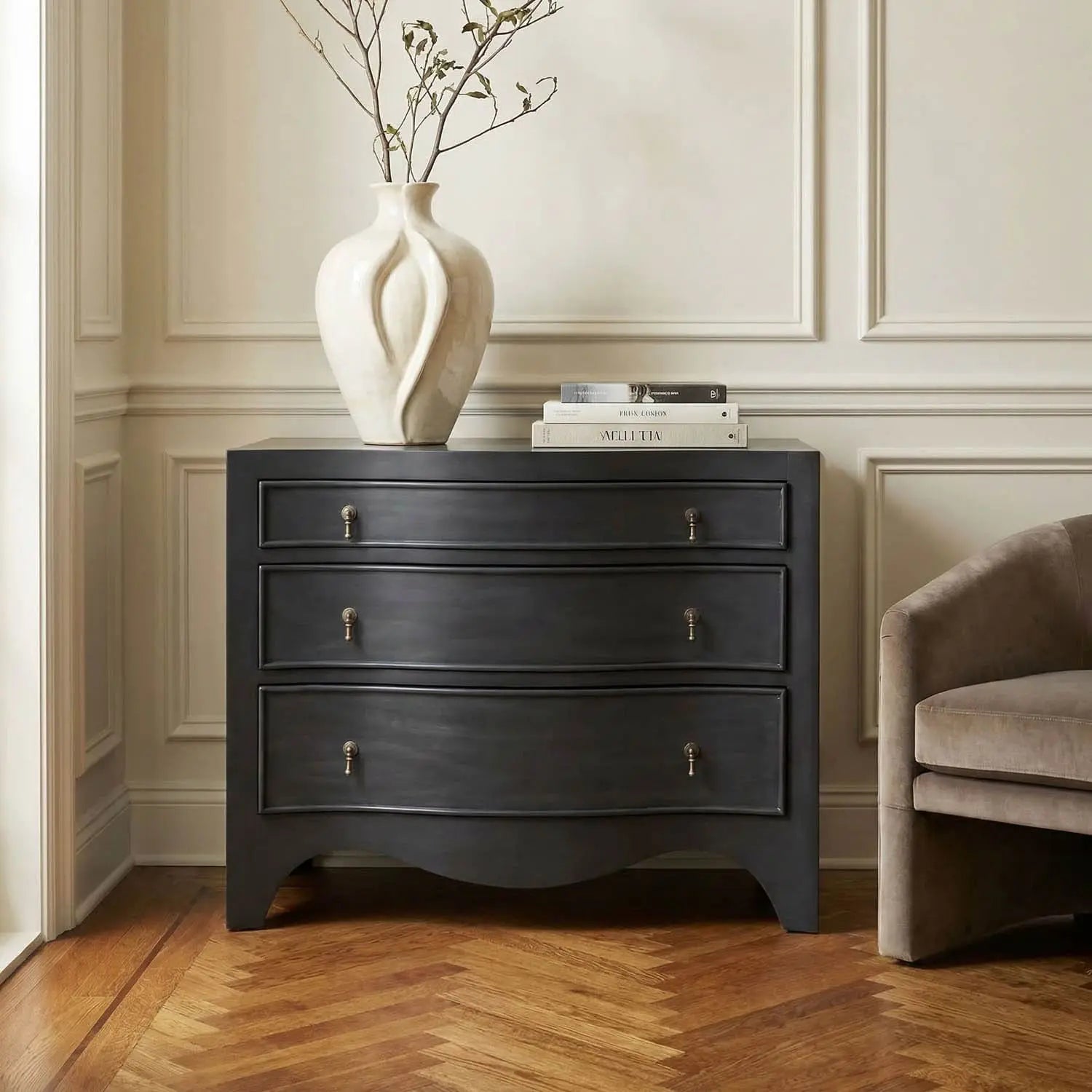 Noir Brentford Dresser, Pale