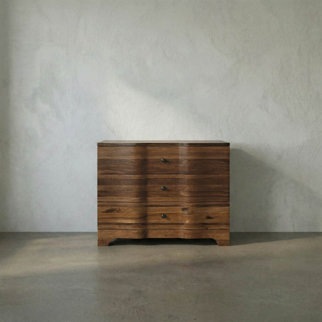 Noir Claudie Chest