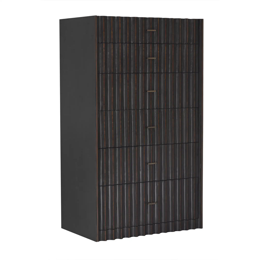 Noir Izzy Tallboy, Pale