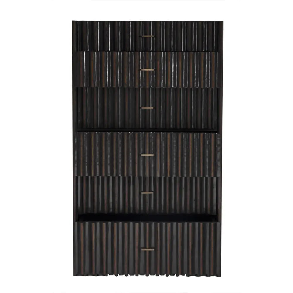 Noir Izzy Tallboy, Pale