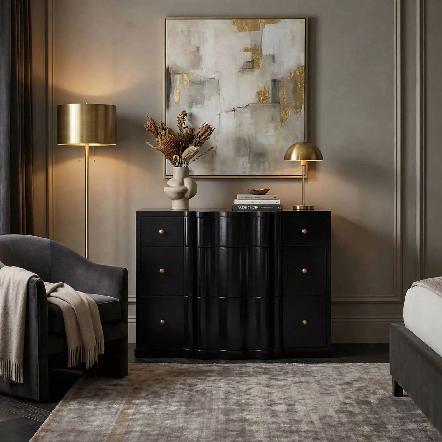 Noir Kiss Dresser