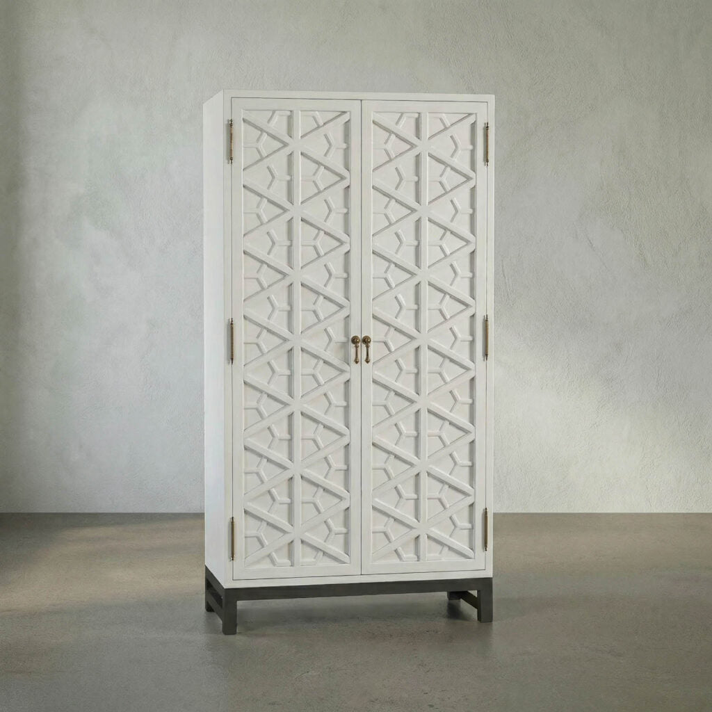 Noir Maharadscha Hutch