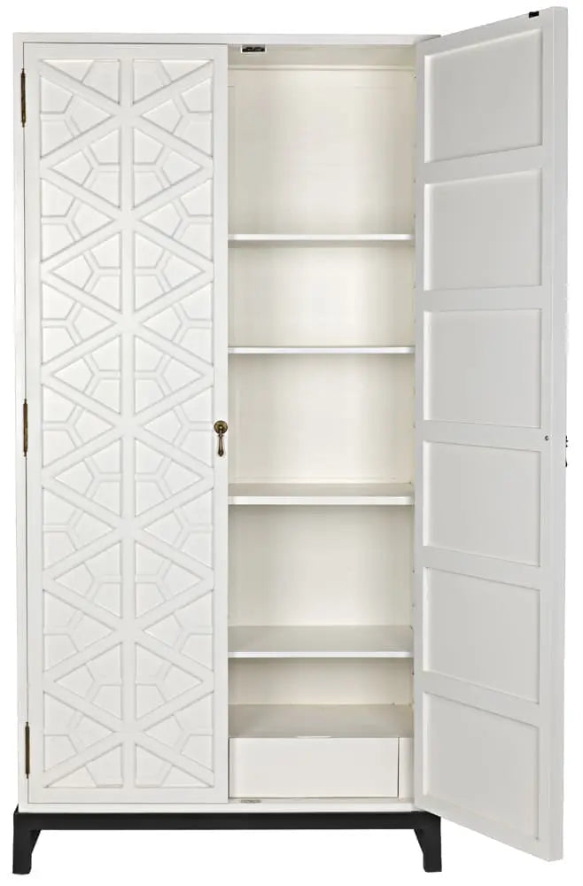 Noir Maharadscha Hutch, Pale