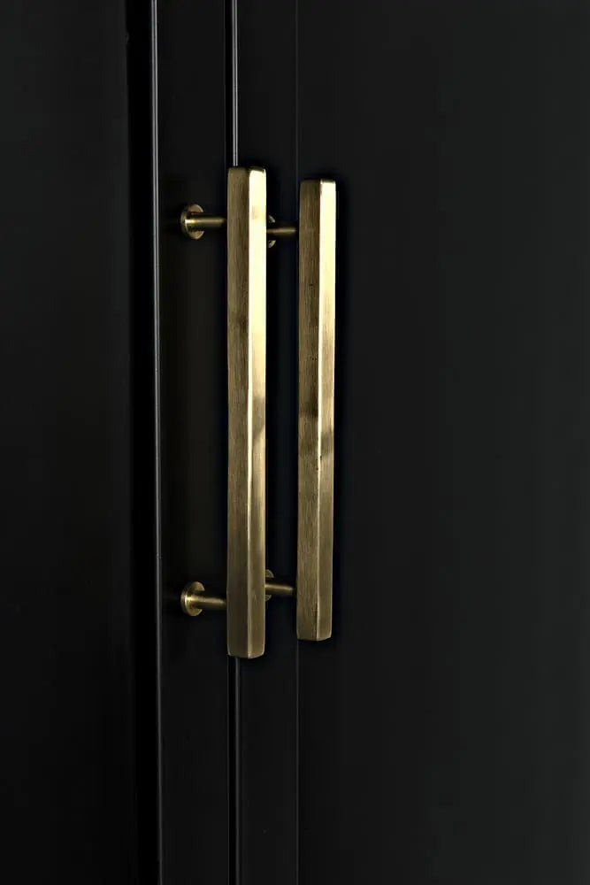 Noir Tresor Hutch