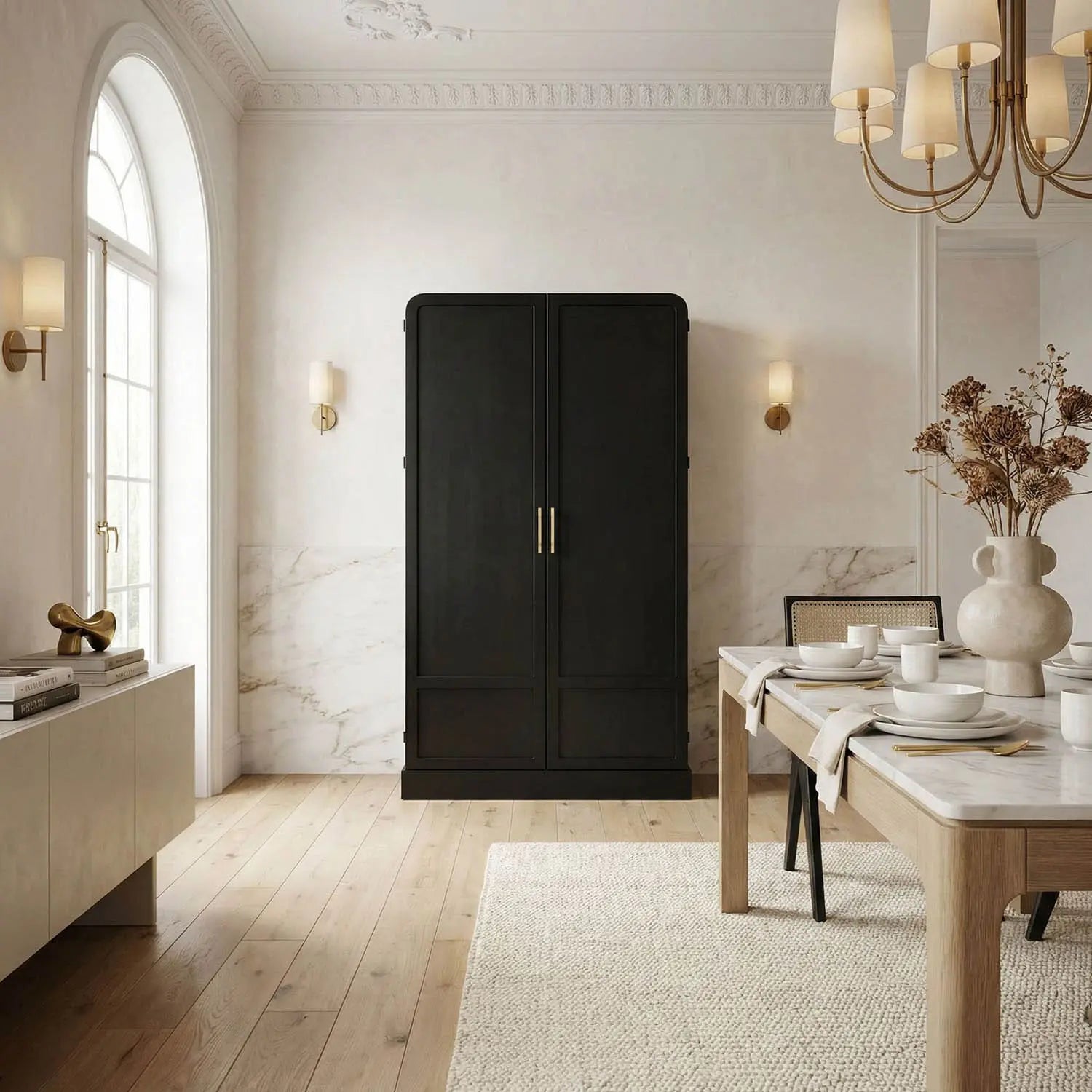 Noir Tresor Hutch