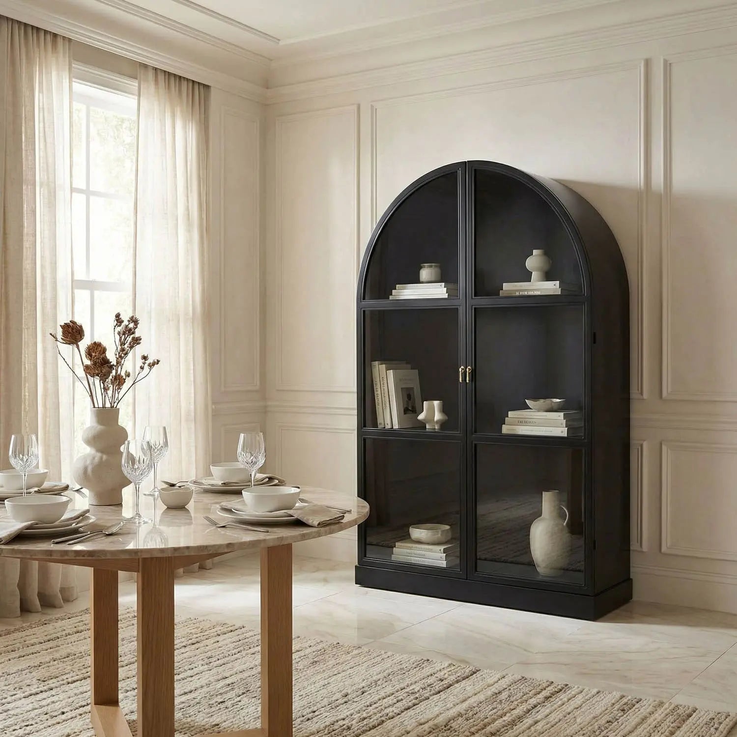Noir Yoke Hutch