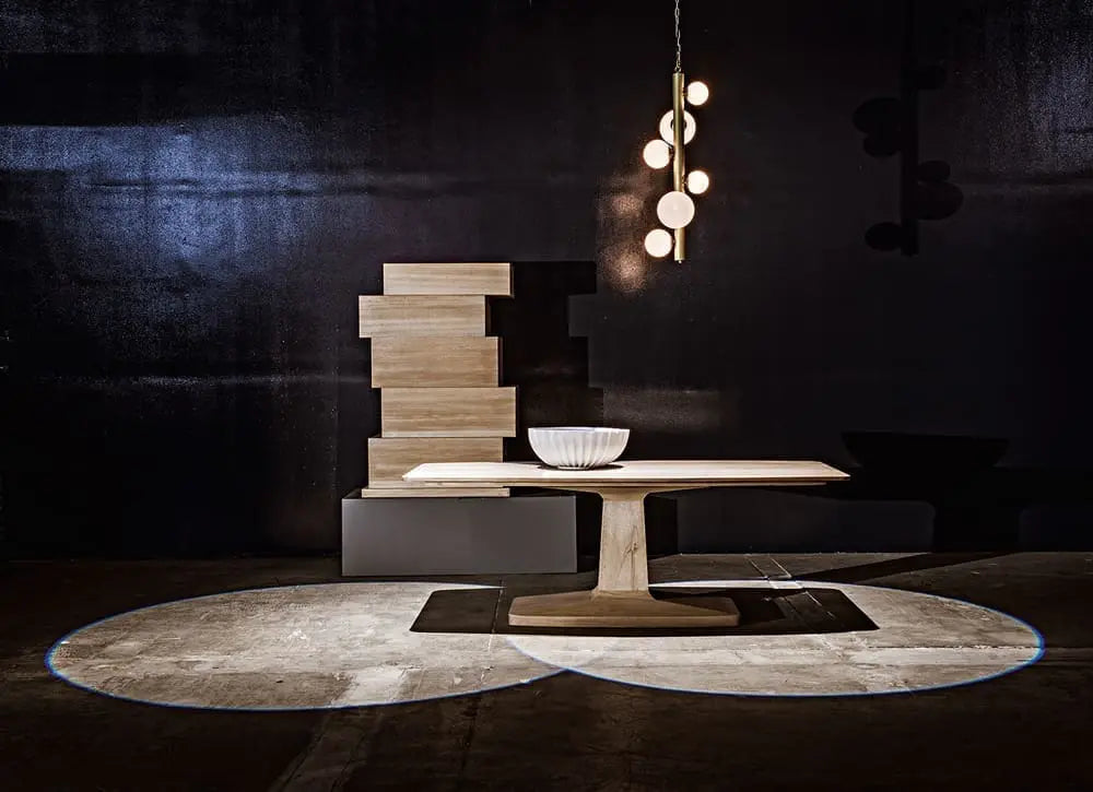 Noir Travis Table