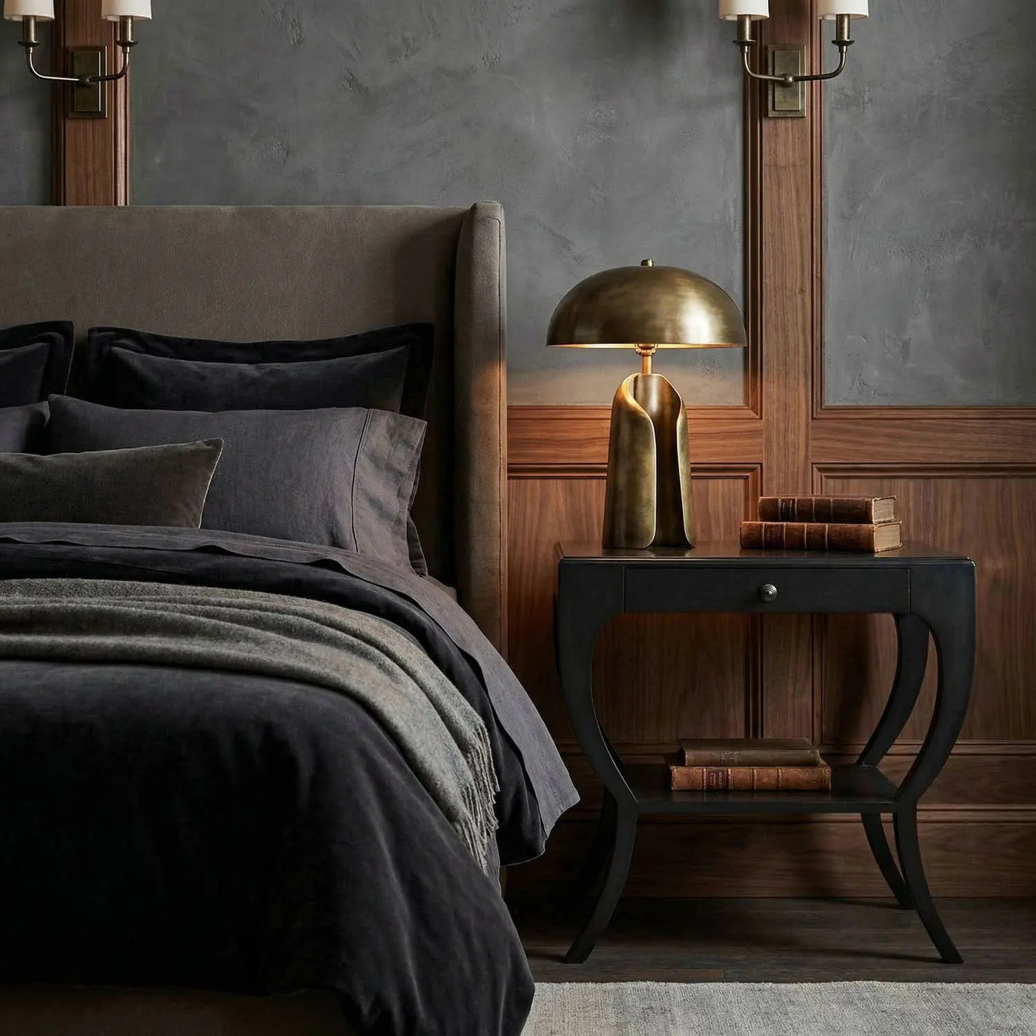 Noir Maude Side Table, Pale