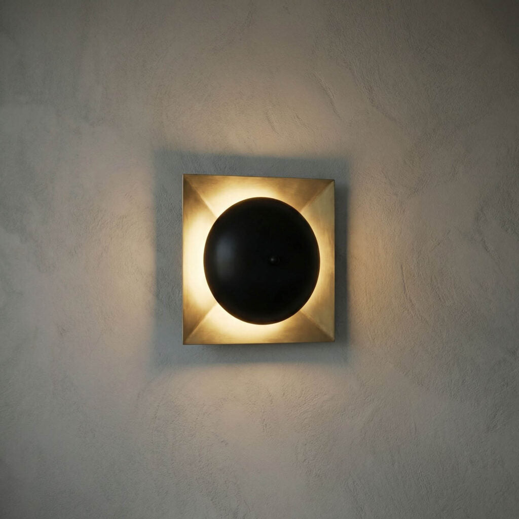 Noir Agila Sconce, Steel With Brass Finish