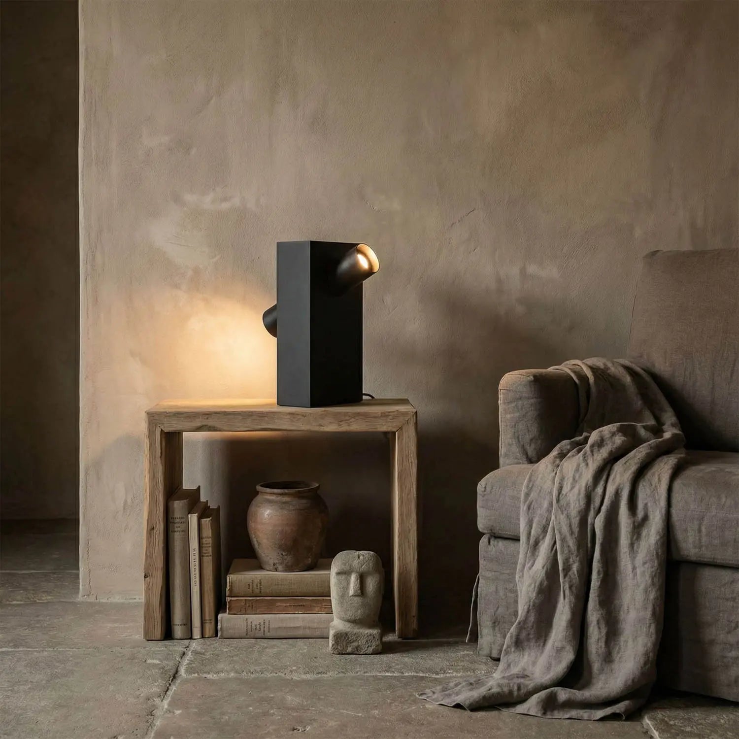 Noir Topo Lamp, Black Steel