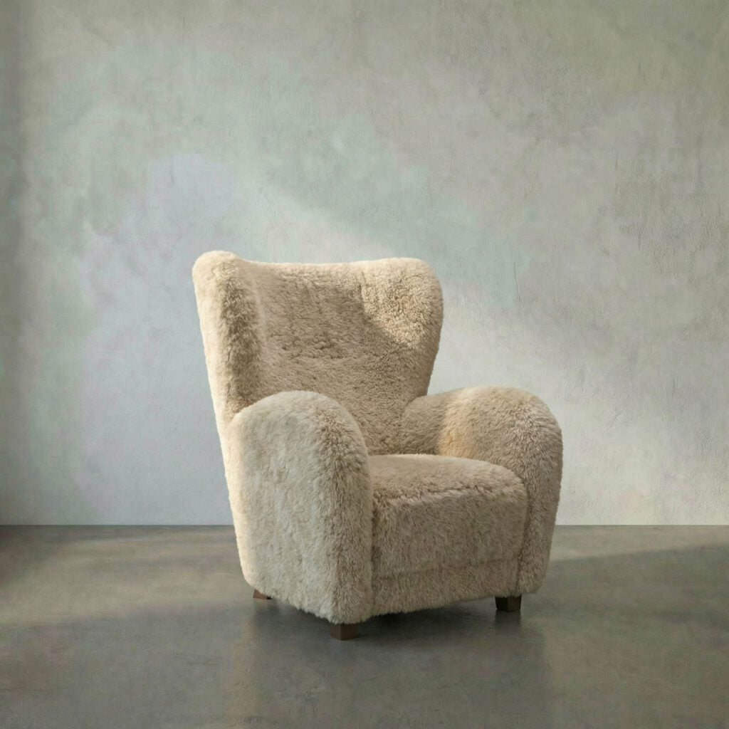 Noir Pola Chair