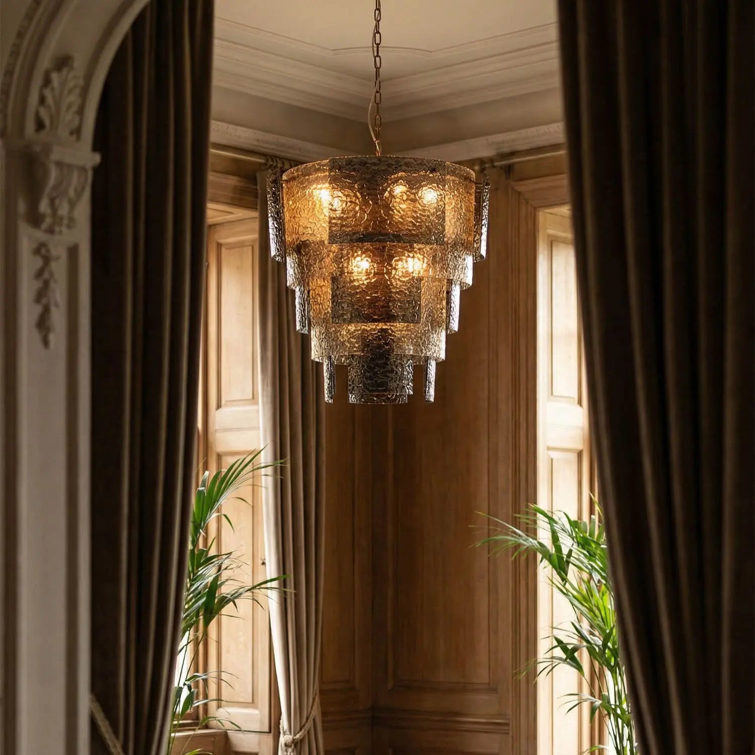 Noir Cornelius Chandelier, Large