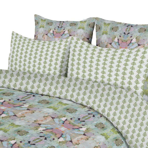 Bargain Basement Laura Park Martini Olives Twin Comforter Set