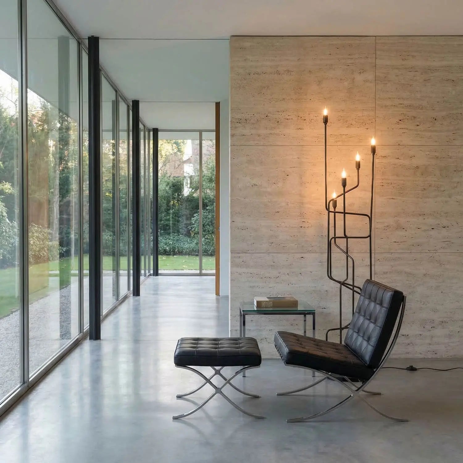 Noir Moriarty Floor Lamp, Black Metal