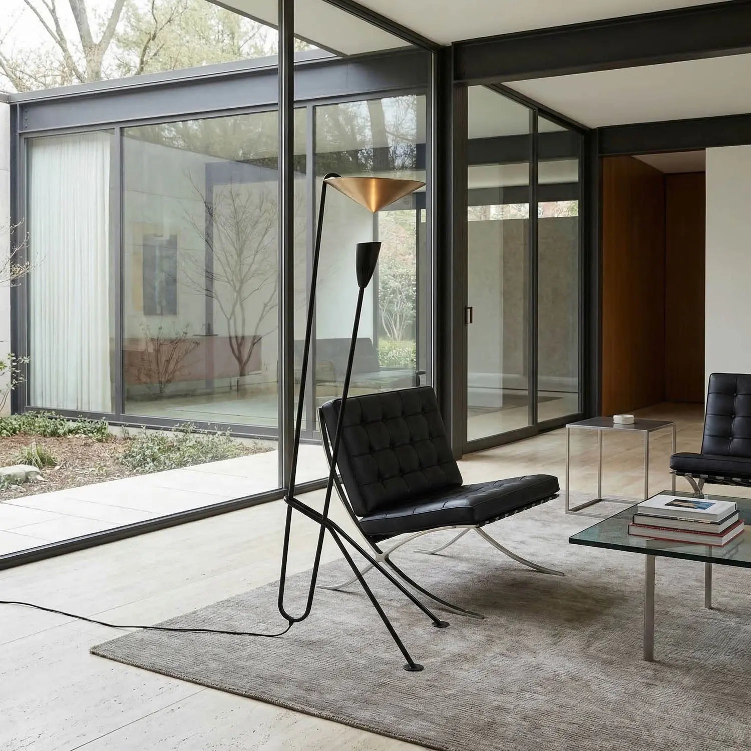 Noir Jetset Floor Lamp