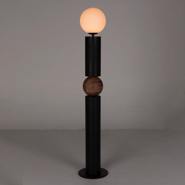 Noir Max Floor Lamp