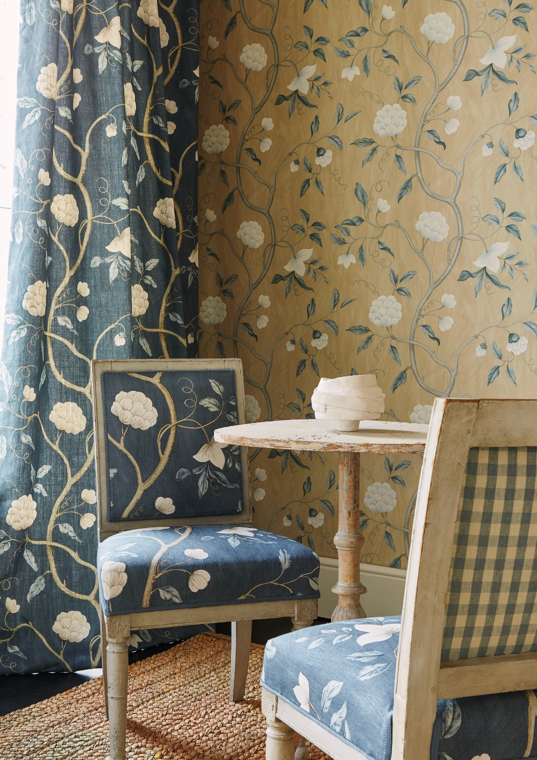 Colefax and Fowler Snow Tree Fabric