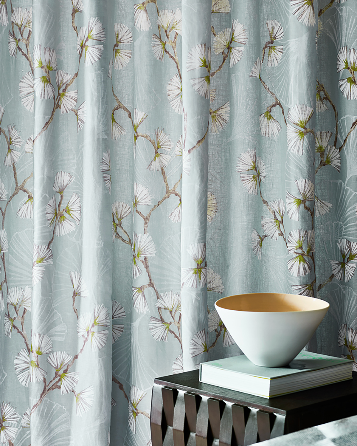 Colefax and Fowler Snow Flower Fabric