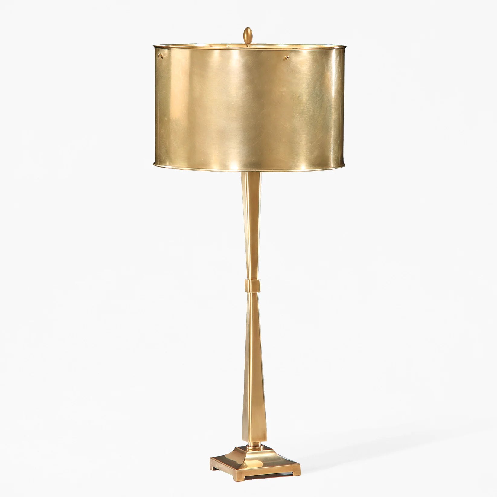 DC  William Brass Lamp