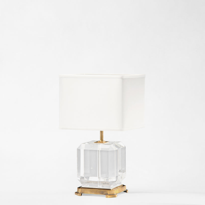 DC  Pyra Crystal Lamp
