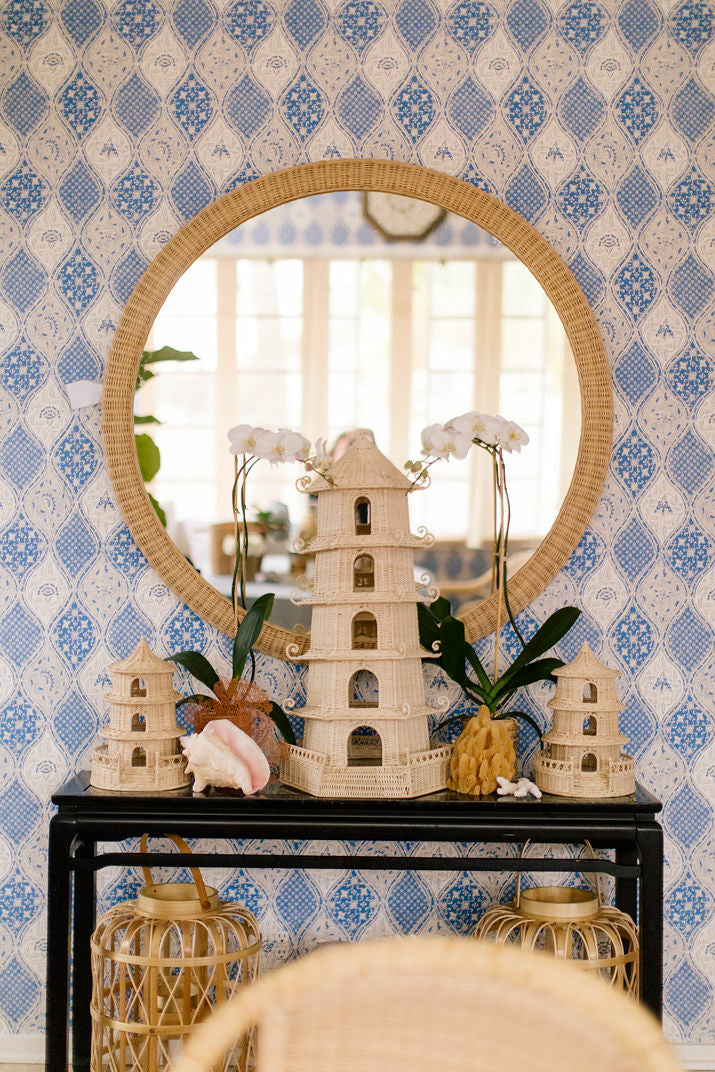 Chelsea House Amanda Lindroth Dunmore Round Wicker Mirror