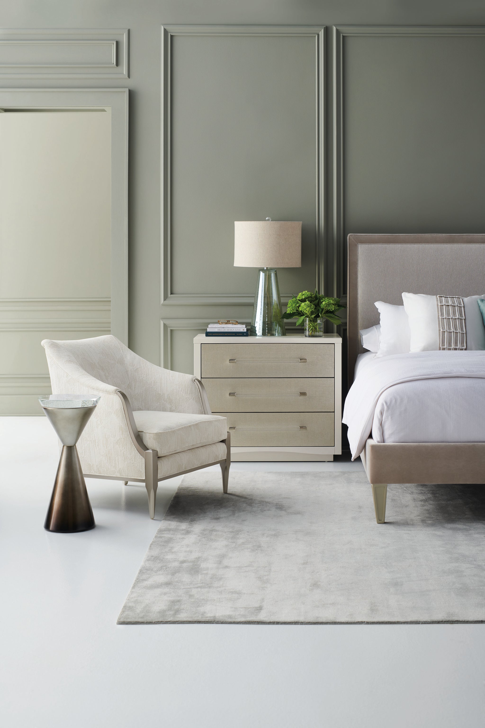 Caracole A Clear Touch