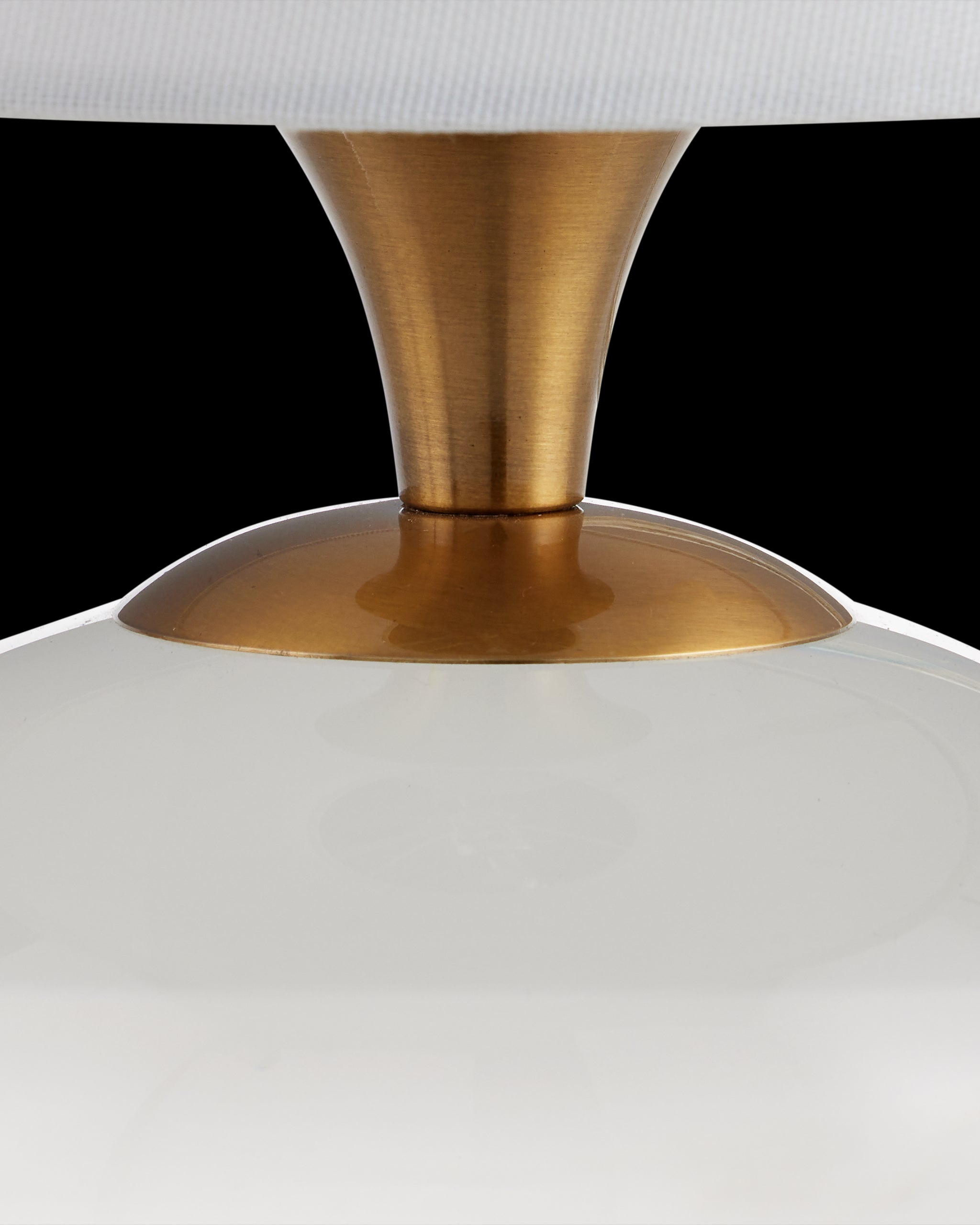 Currey & Company Diantha Table Lamp